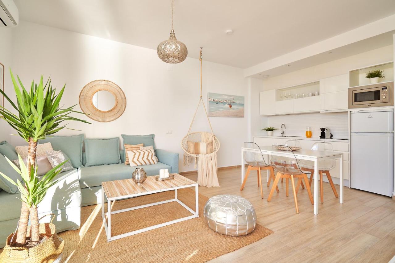 Sunset Beach Charming Apartment With Jacuzzi Torremolinos Dış mekan fotoğraf