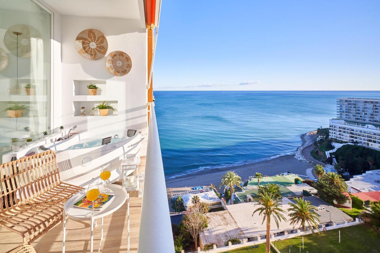 Sunset Beach Charming Apartment With Jacuzzi Torremolinos Dış mekan fotoğraf
