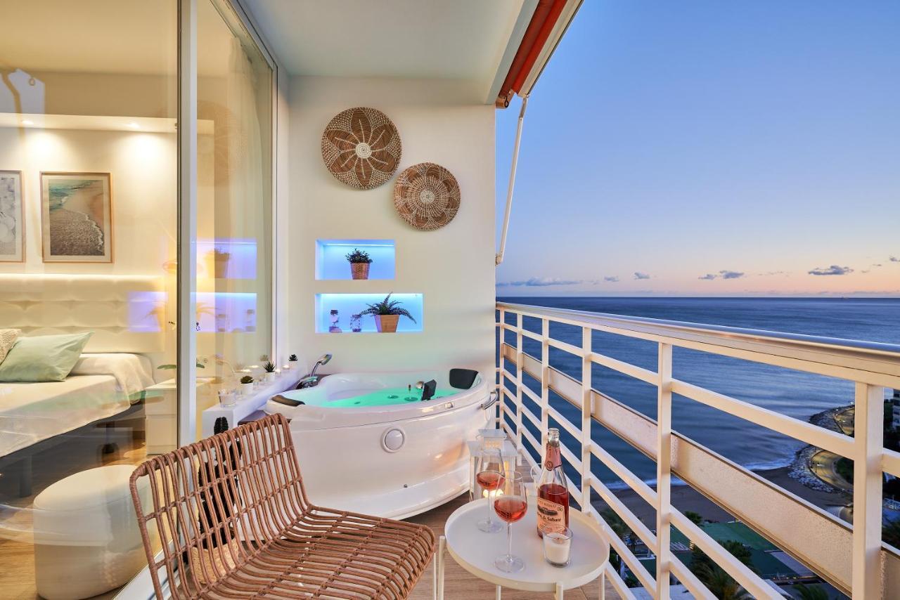 Sunset Beach Charming Apartment With Jacuzzi Torremolinos Dış mekan fotoğraf