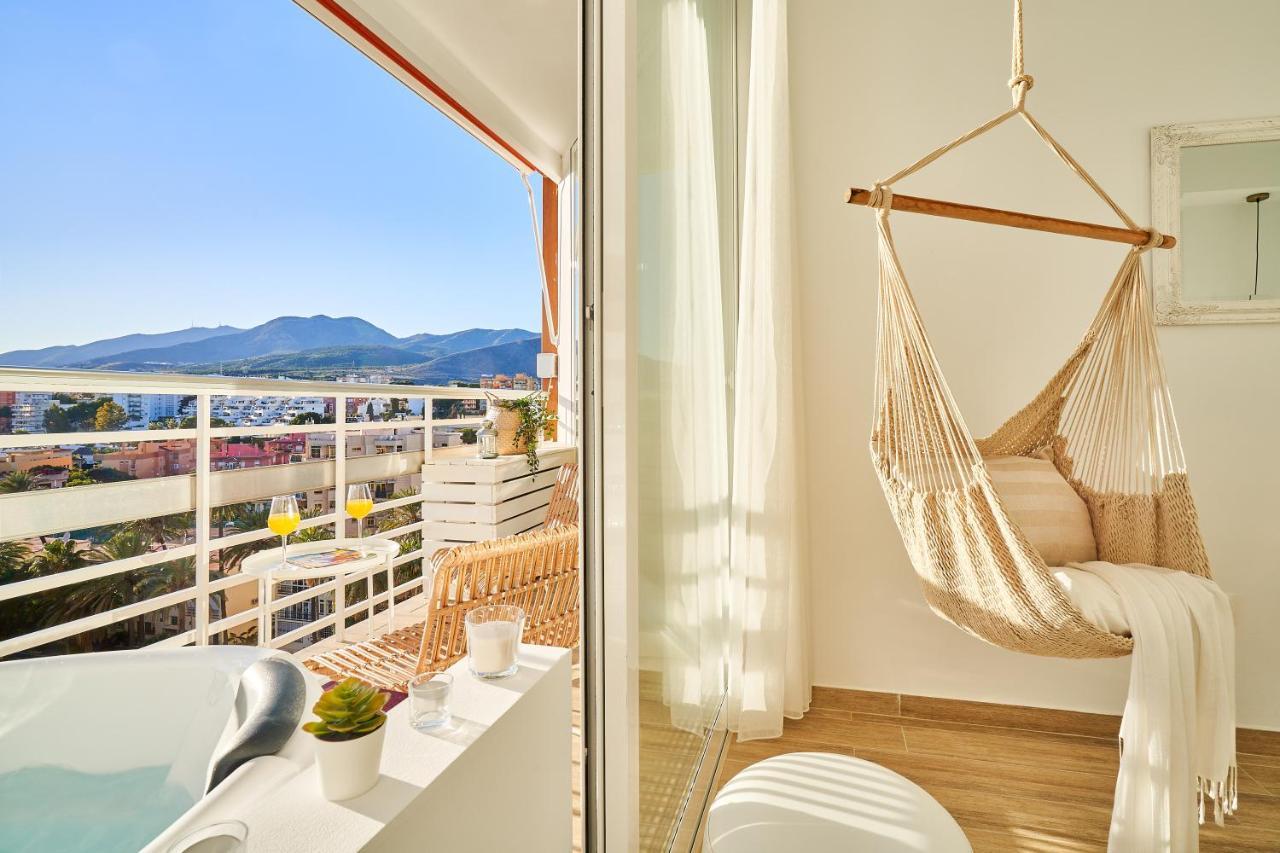 Sunset Beach Charming Apartment With Jacuzzi Torremolinos Dış mekan fotoğraf